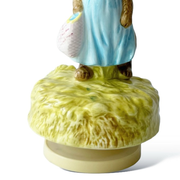 Schmid Beatrix Potter Mrs Flopsy Bunny Vintahe Musical Figurine - Picture 11 of 11